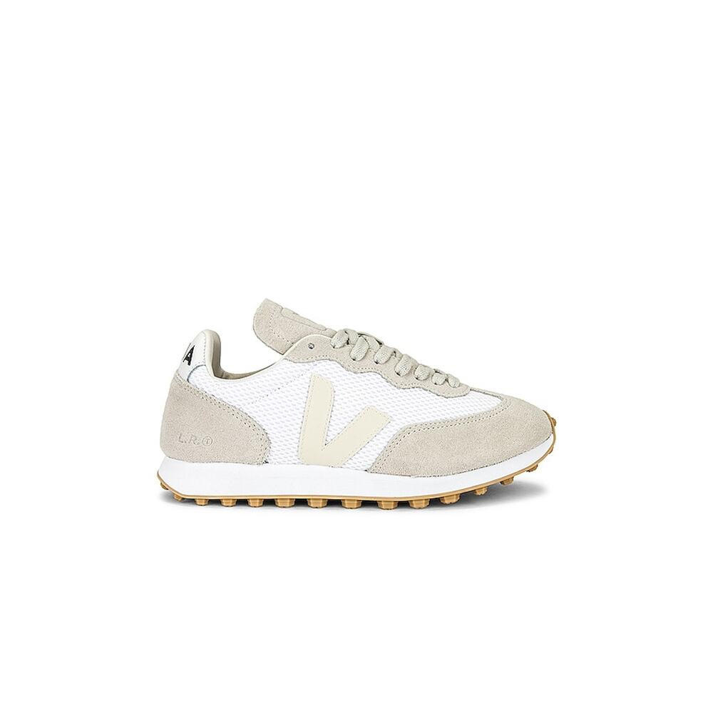Veja Women’s Runner Sneaker in White, Light Gray & Beige